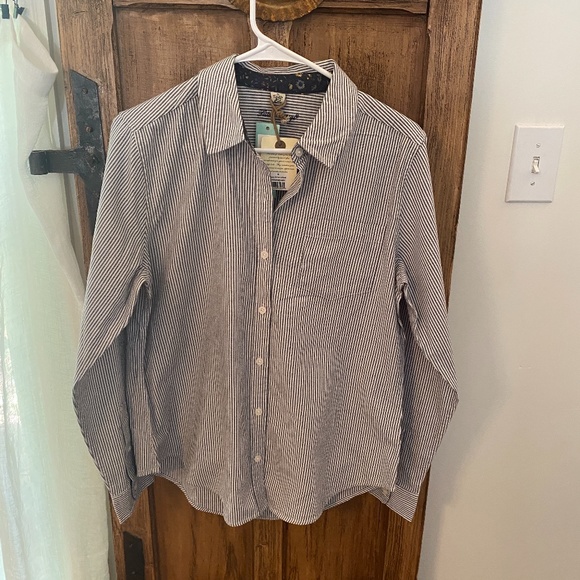 Tailor Vintage Tops - Tailor Vintage Zaneta Button Down Top Tailor Vintage Size M NWT